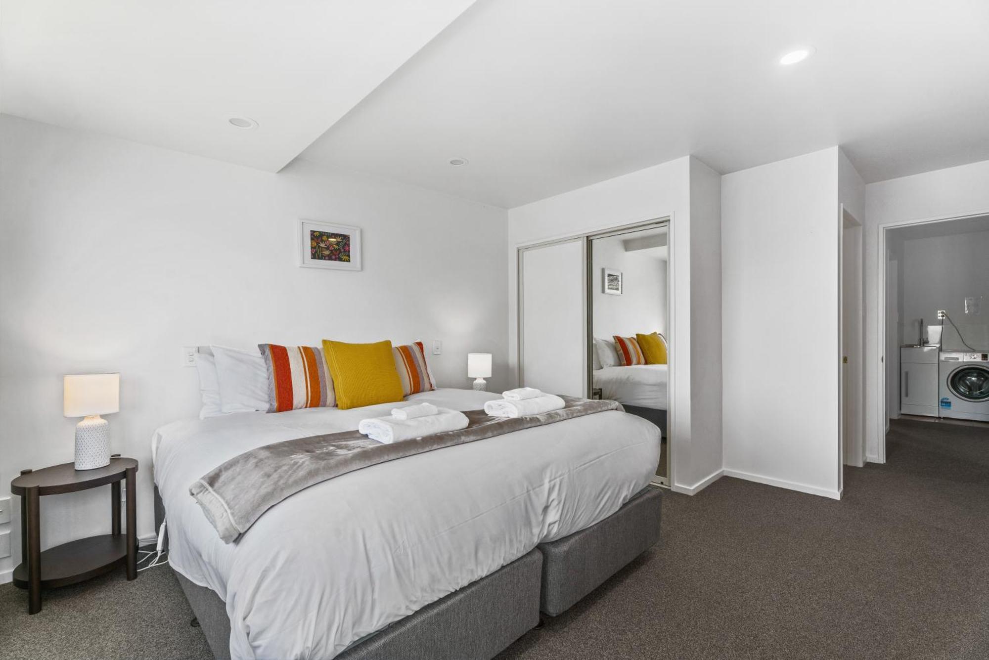 Lakefront Living At Remarkables Retreat - Eight Queenstown Exterior photo