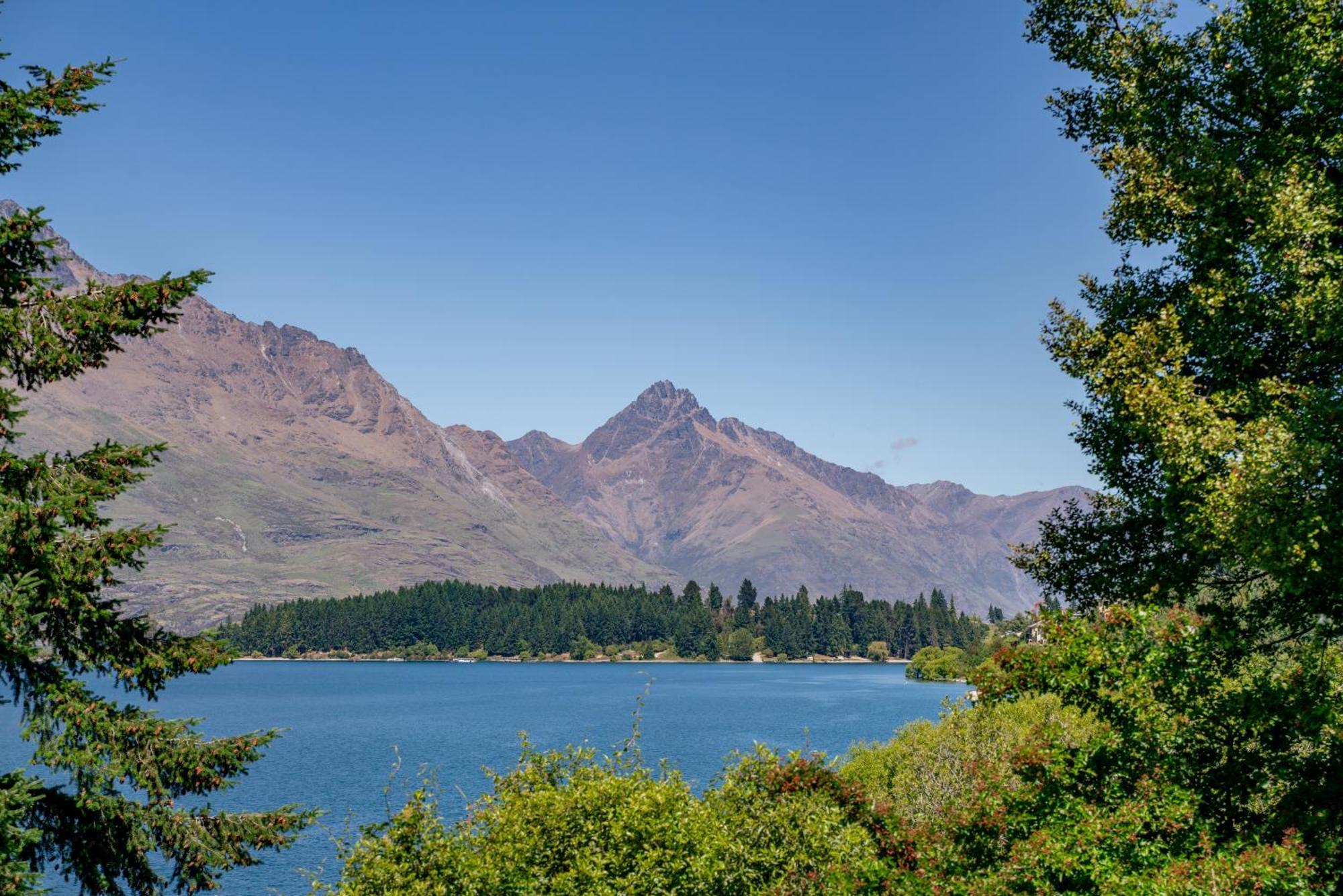 Lakefront Living At Remarkables Retreat - Eight Queenstown Exterior photo