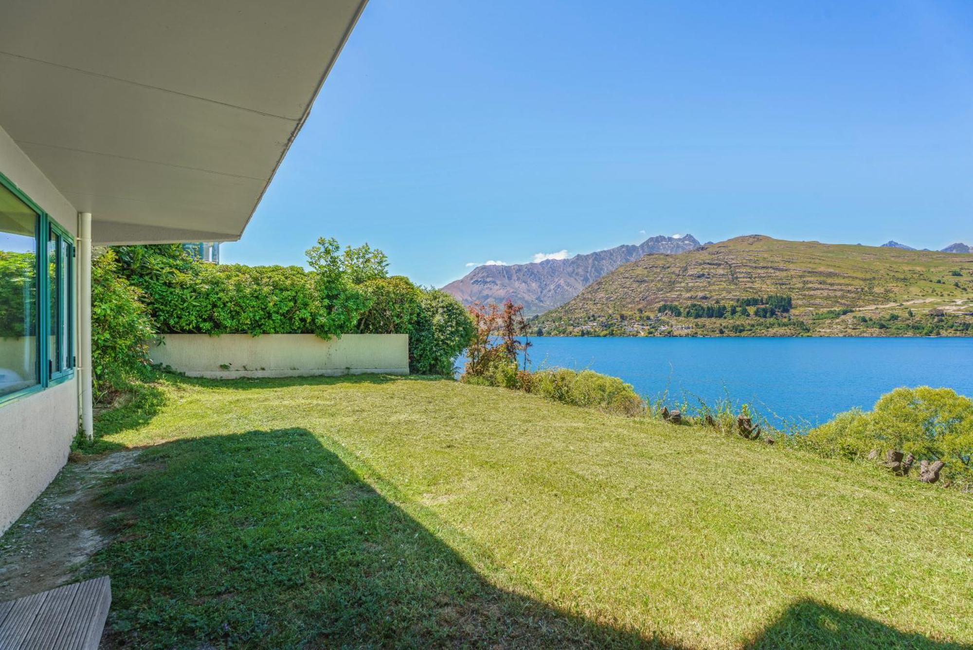 Lakefront Living At Remarkables Retreat - Eight Queenstown Exterior photo